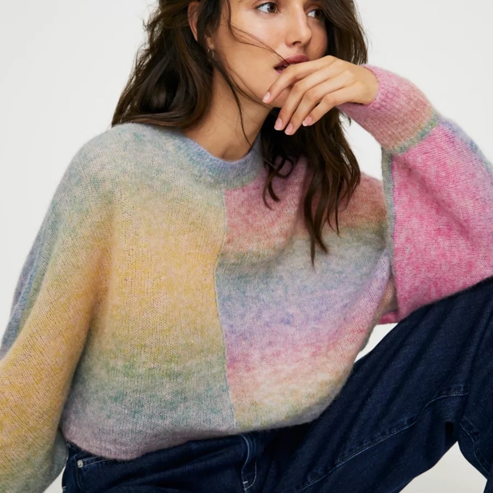 Wilfred free - Cosmic multi color crop sweater